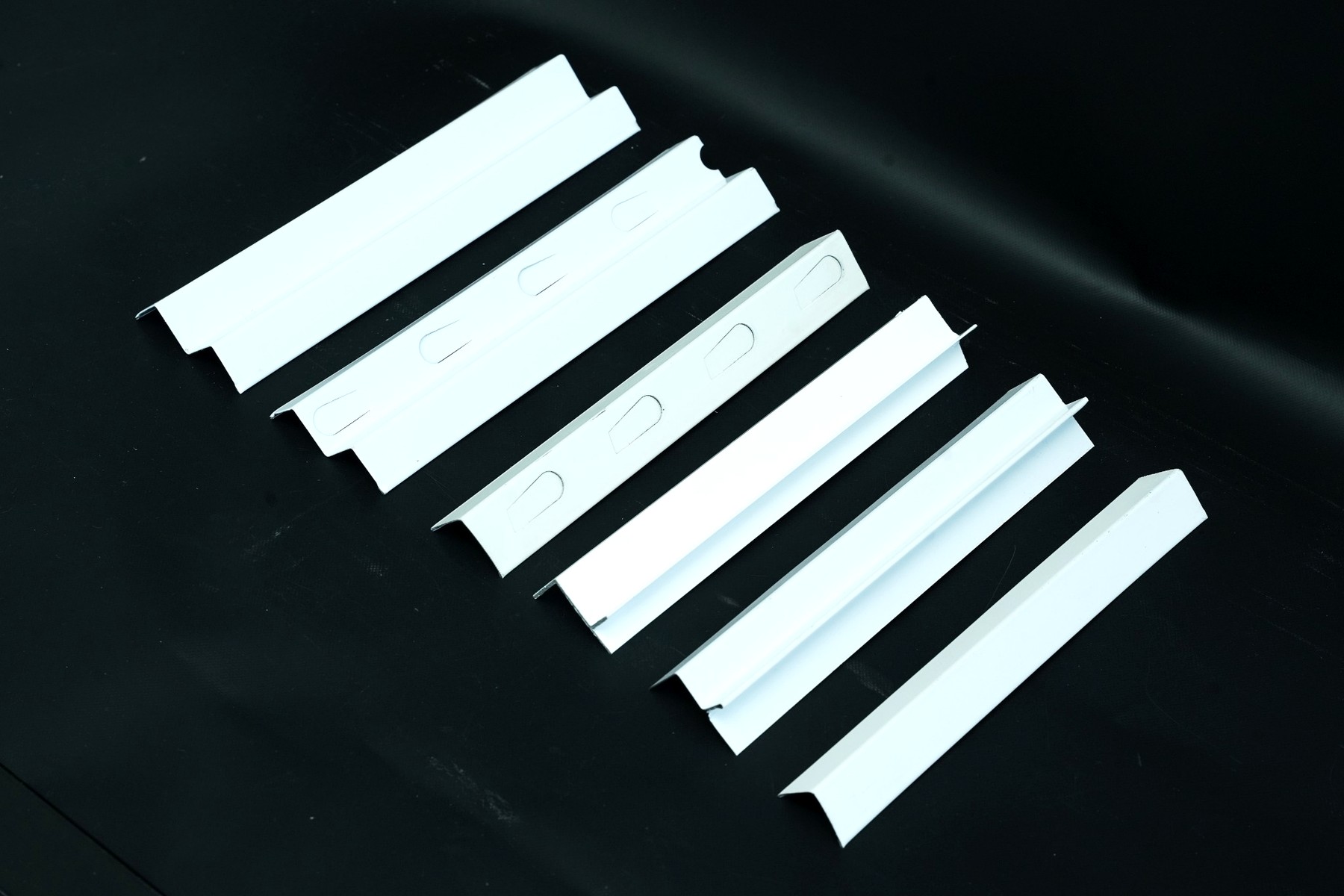 TMI ceiling suspension profiles